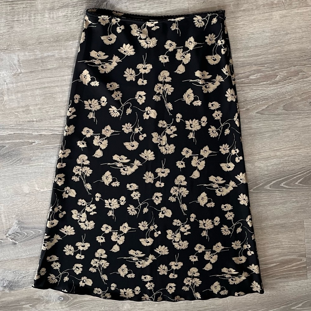 🩷3/$15 Old Navy Maxi Skirt size 8